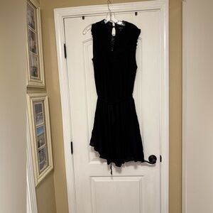 New without tags Torrid 2XL cute dress with sash tie & embroidered lace detail.